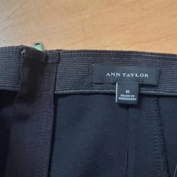 Ann Taylor Black Ponte Clean Pencil Skirt, size 6 - Picture 7 of 12